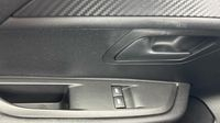 Peugeot 208 1.2 PureTech 75ch S&S Like — photo 26