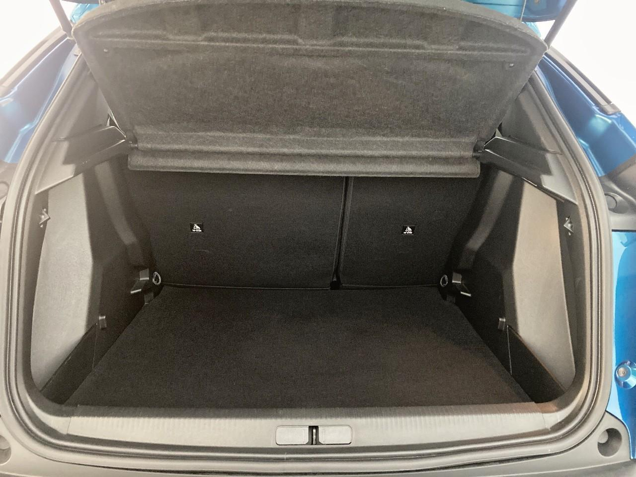 Peugeot 2008 hybrid 145 ch e-dcs6 style — photo 6