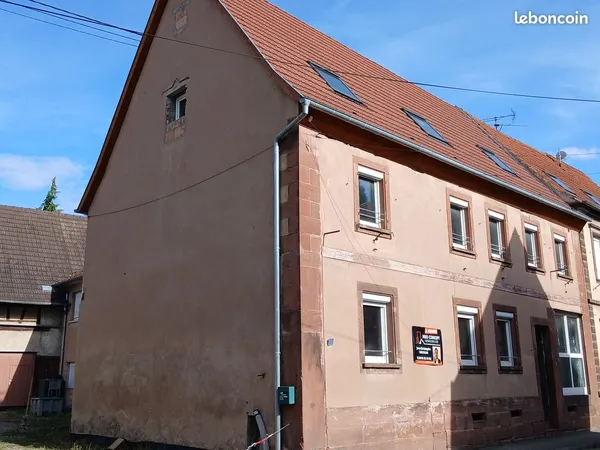 🏢 Immeuble de rapport 250 m² à rénover - 3 lots + Local pro - 4 Parkings