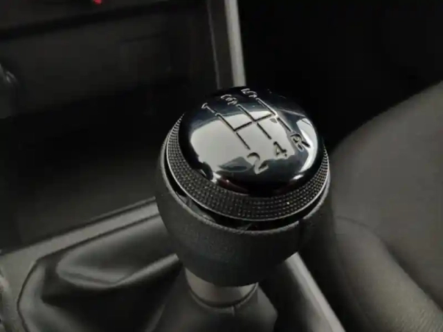 Dacia Sandero 1.0 eco-g 100ch essential — photo 12