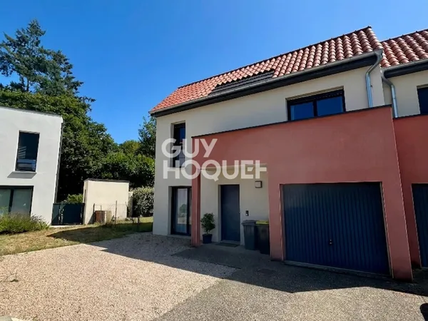 Maison à louer de 6 pièces de 102.58 m²