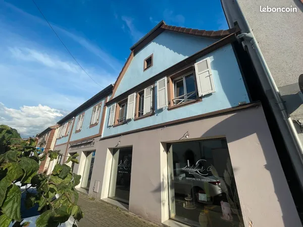 Spacieux F3 d'env. 78,05 m² avec garage double