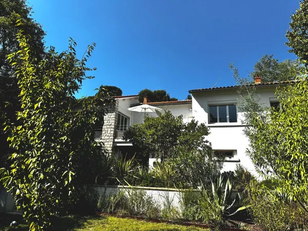 Vends maison familiale et lumineuse - 192m²