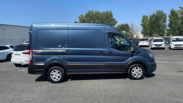 Ford Transit fgn t310 l2h2 2.0 ecoblue 130 s&amp;s bva — photo 3
