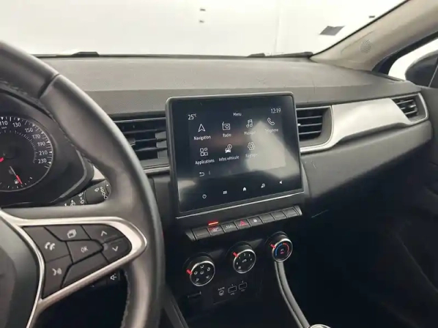 Renault Captur blue dci 95 — photo 21