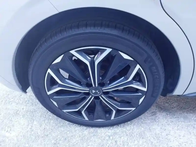 Ds Ds 4 puretech 130 eat8 — photo 30