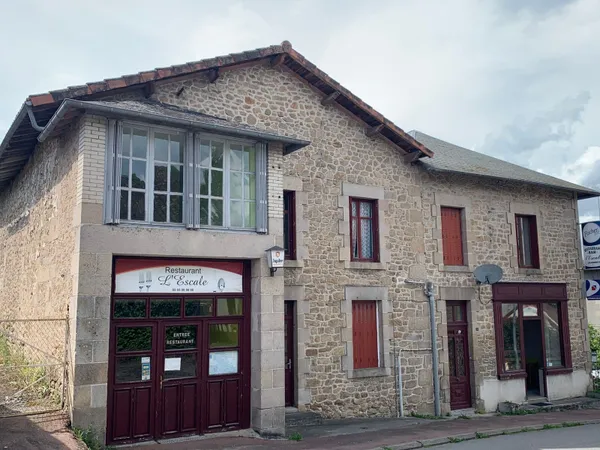 Immeuble 6 pièces 302 m²