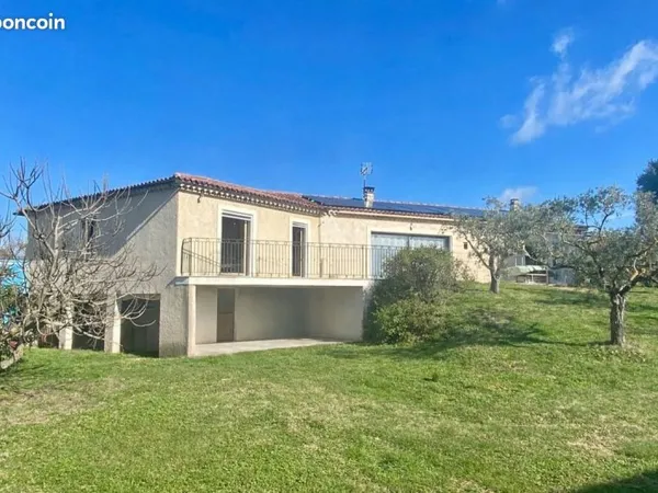 Propriété 7 pièces 203 m²