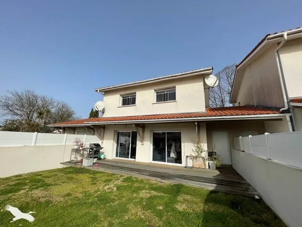 Contemporaine de 5 pièces principales