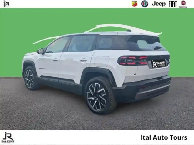 Jeep Compass electrique 213ch 157kw altitude prime cee de 3600? déduite — photo 7