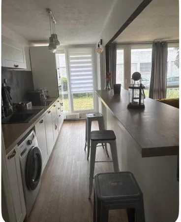 Location F3 avec parking