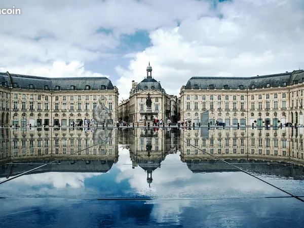 Ensemble immobilier CHARTRONS-VICTOIRE