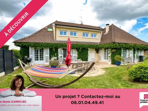 Maison familiale de 232 m² habitables + 170 m² de sous-sol aménageable -Communay