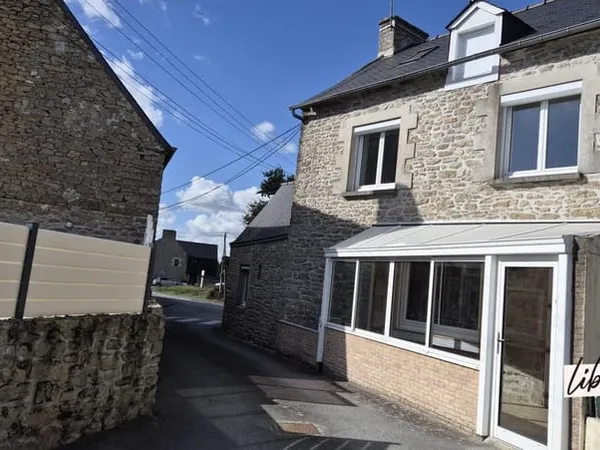 Liberkeys vous propose une maison en pierre à Trélivan