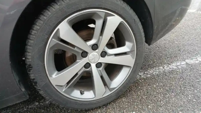 Peugeot 308 sw puretech 130ch s&amp;s bvm6 — photo 24