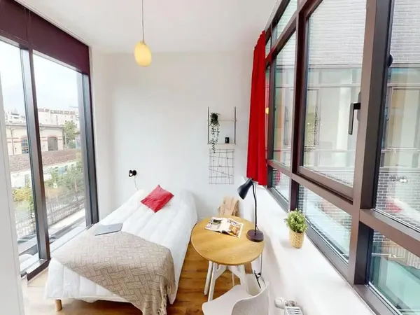 108 Barbusse 104 - Chambre