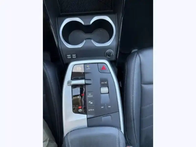 Bmw X1 18 d sdrive xline — photo 15