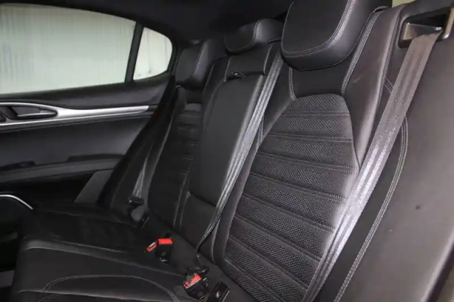 Alfa Romeo Stelvio 2.2 190 ch q4 at8 — photo 20