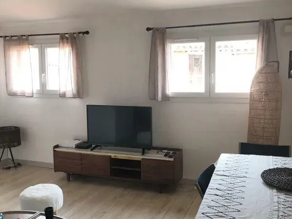 Beau 2P meublé 30m² Aix Centre Historique