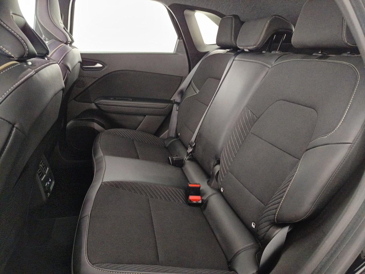 Renault Symbioz e-tech full hybrid 145 iconic — photo 10