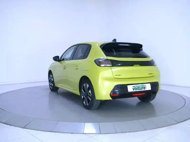 Peugeot 208 hybrid 100 e-dcs6 — photo 7
