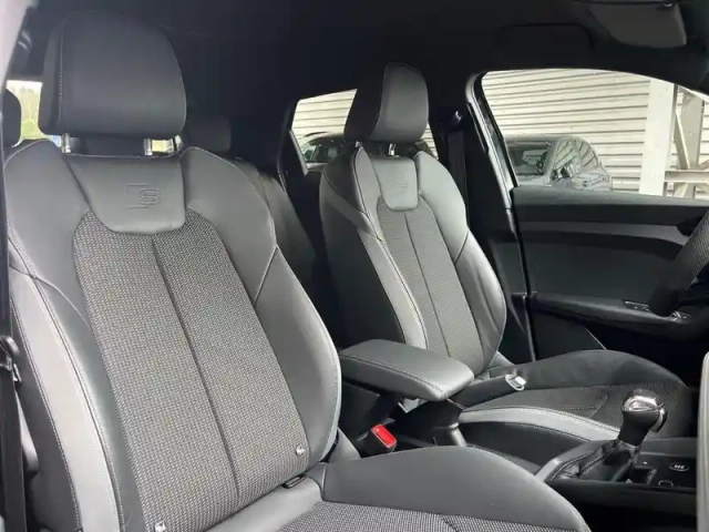 Audi A1 sportback 35 tfsi 150 ch s tronic 7 — photo 30