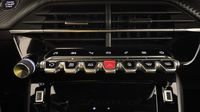 Peugeot 2008 1.2 PureTech 130ch S&S GT — photo 26