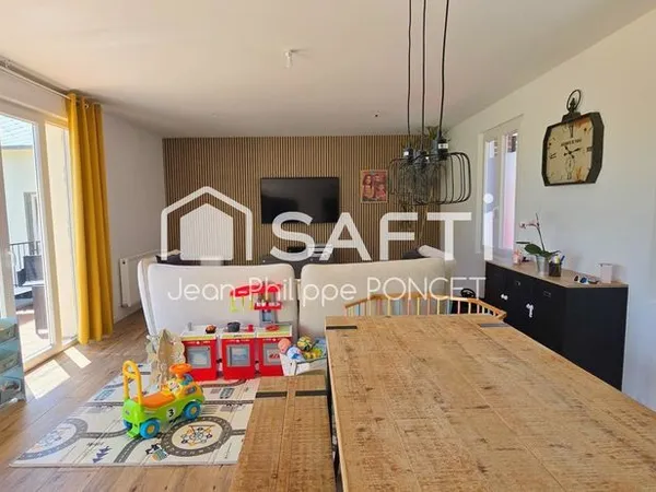 Maison familiale 4 chambres jardin garage et studio
