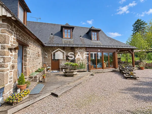 Maison de caractère en pierre, dépendance, jardin