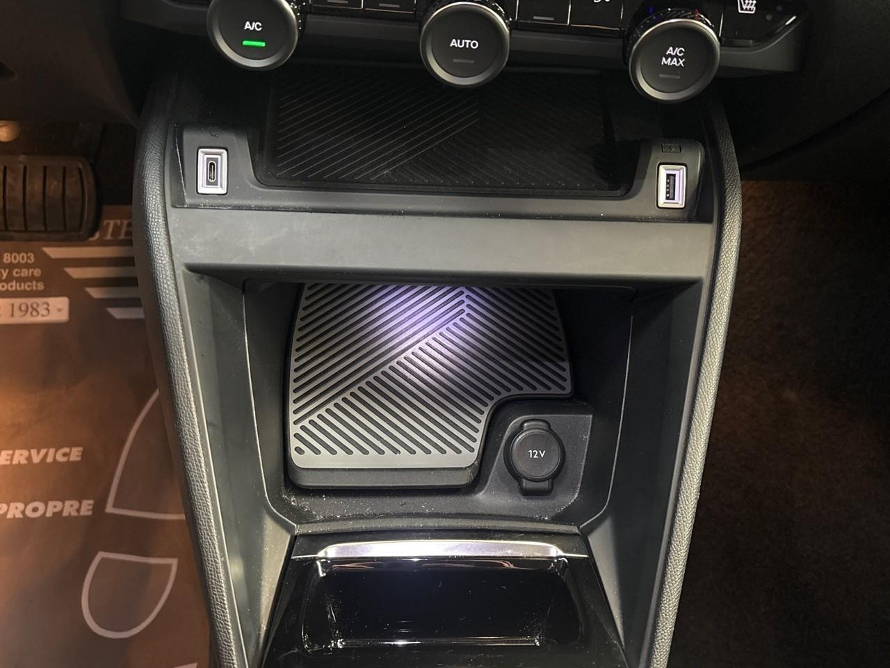 Citroën C4 bluehdi 130ch s&s shine eat8 — photo 23