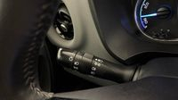 Toyota Yaris 100h France Business 5p RC18 — photo 23