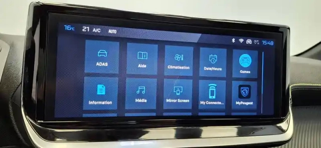 Peugeot 208 hybrid 136 e-dcs6 — photo 30