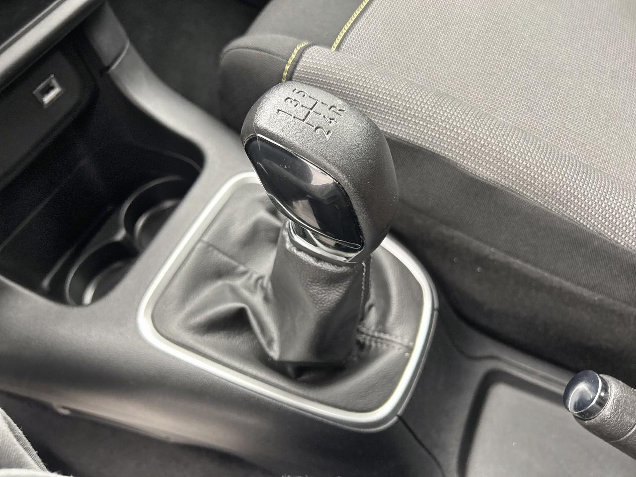 Citroën C3 puretech 83 s&s bvm5 shine — photo 17