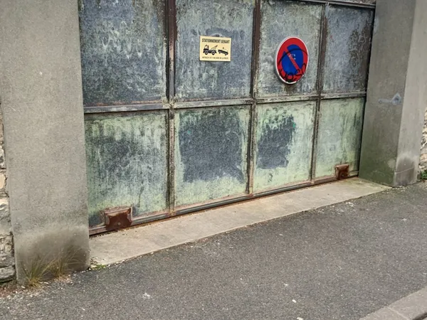 Loue parking 12m²