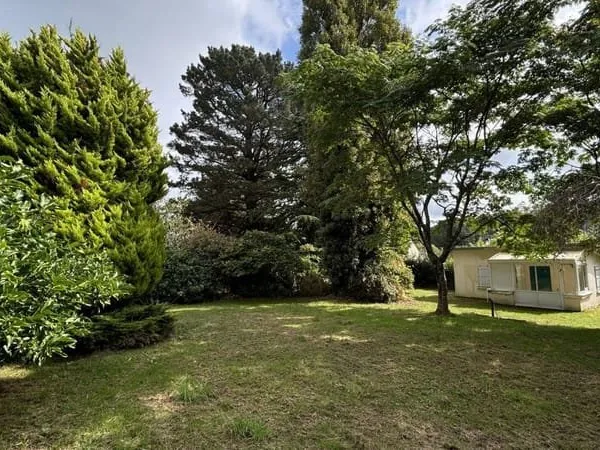 Terrain 731 m²