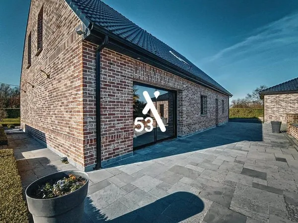 Maison 5 pièces 200 m²