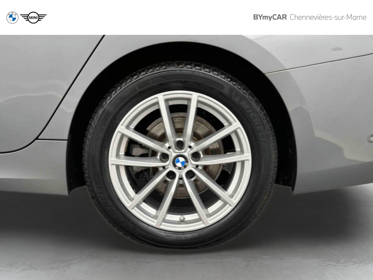 BMW Touring 318i 156 ch BVA8 — photo 19