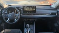Mitsubishi Outlander 2.4 PHEV 306ch Intense 4WD — photo 11