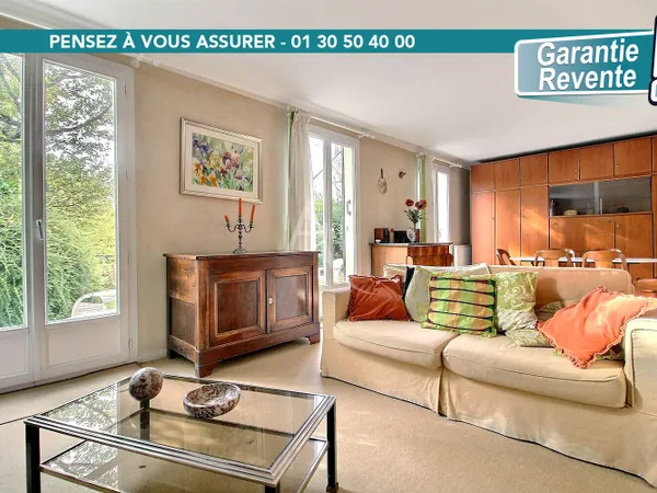 Maison familiale à rénover 8 pièces dans le bois de Maurepas