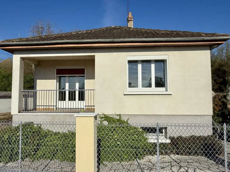 Photo 1
