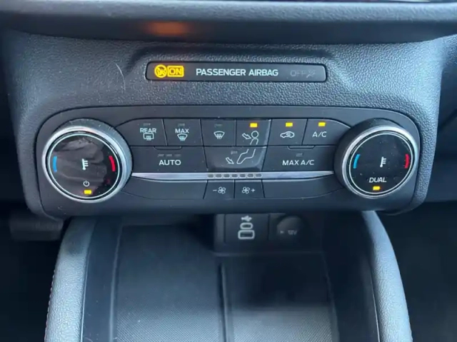 Ford Kuga 2.5 duratec 225ch phev st-line bva — photo 5