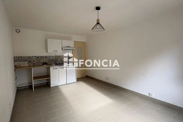 Studio 1 pièce 24 m²