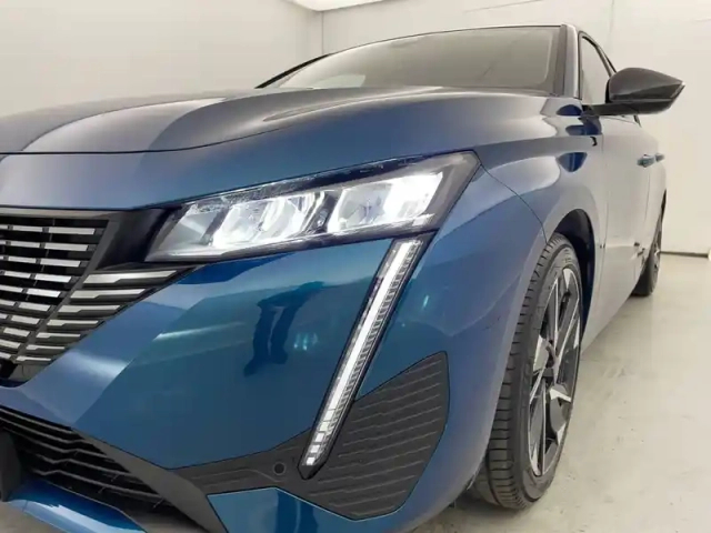 Peugeot 308 hybrid 145 e-dcs6 — photo 24