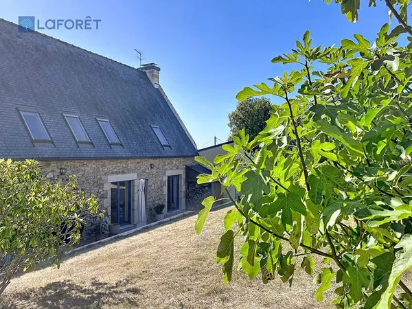 Maison Kervignac 7 pièce(s) 220 m2