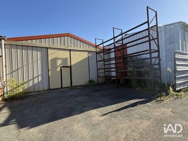 Local d'activité 255 m²