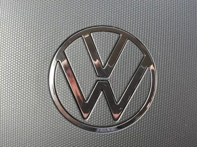 Volkswagen Golf 1.5 ehybrid 204 dsg6 — photo 33