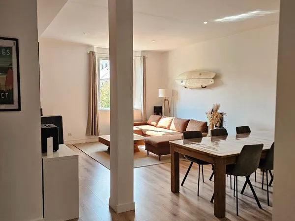 Appartement en duplex 4 pièces de 90 m² (118 m² au sol) - Entièrement rénové