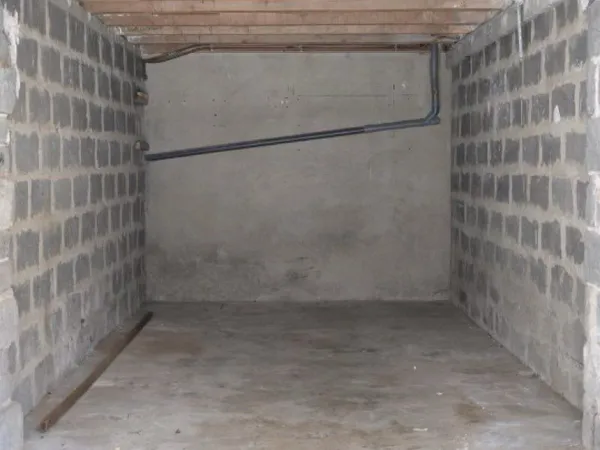 Garage/box