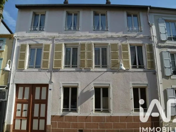 Immeuble 285 m²