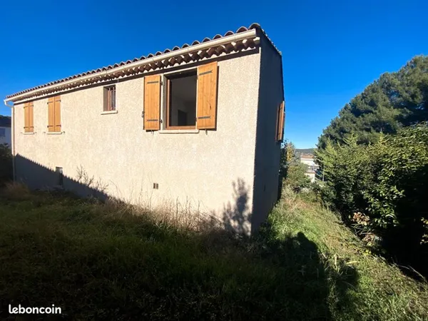 Villa 6 pièces 102 m²